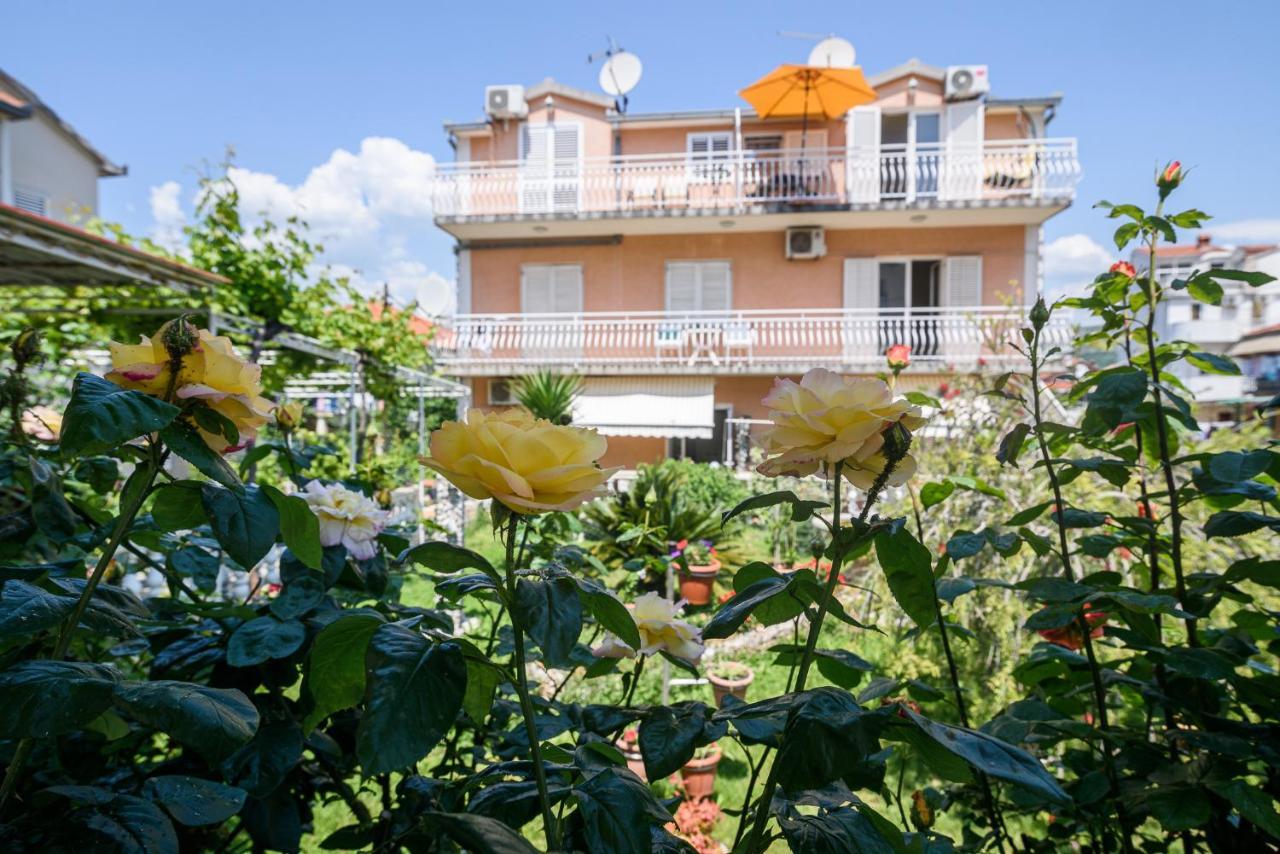 Apartament Vikeli Trogir Zewnętrze zdjęcie