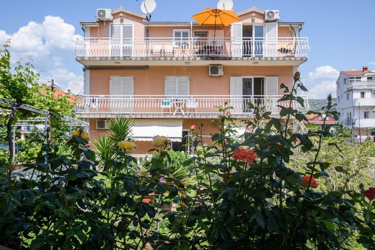 Apartament Vikeli Trogir Zewnętrze zdjęcie
